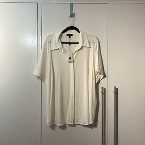 NWT Universal Standard Jersey Short Sleeve Shirt White Medium (18/20)